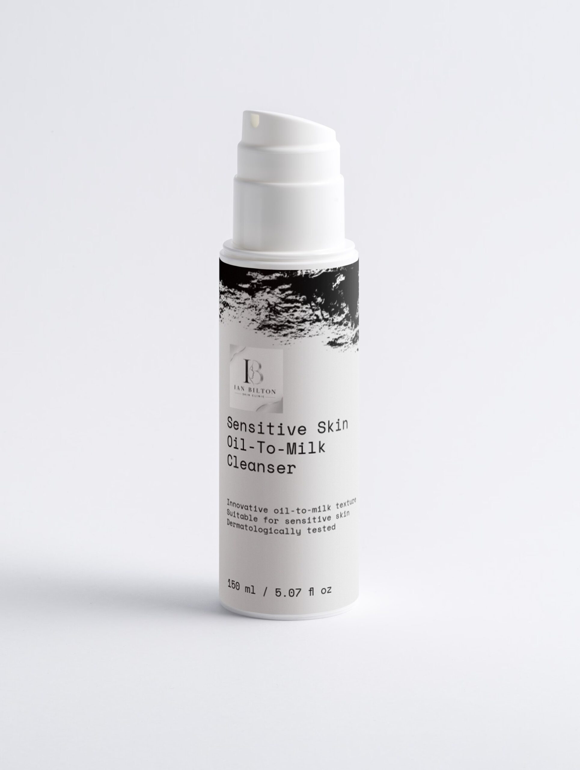 jxF0mVK24h-q25J2zA24QEDrgxgHxxnm.jpg Sensitive Skin Oil-To-Milk Cleanser - Image 1